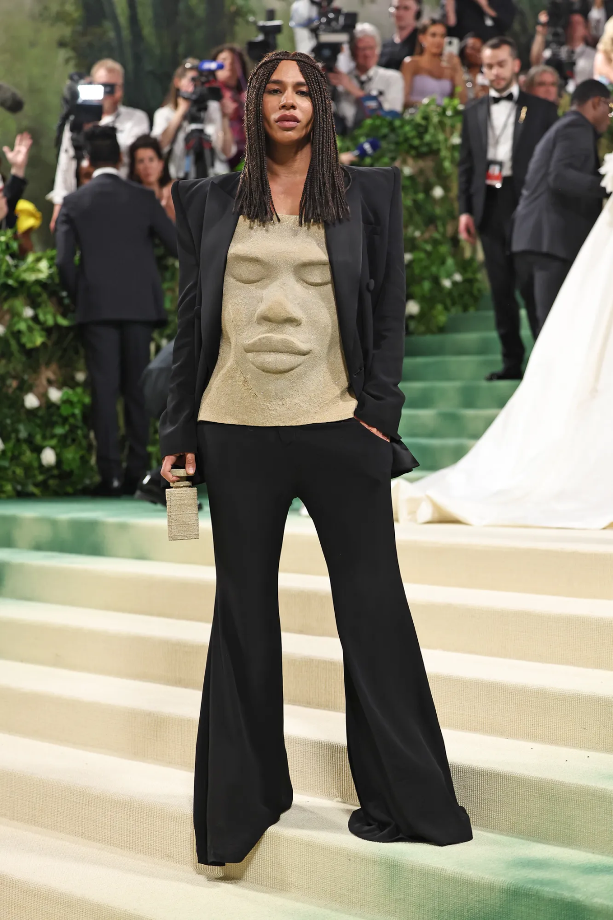 Зендая в Maison Margiela и Николь Кидман в Balenciaga: красная дорожка Met Gala 2024 (фото 18)