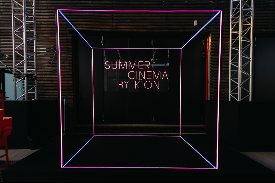 «Художественный» и Kion представляют новый сезон Summer Cinema by Kion (фото 4)