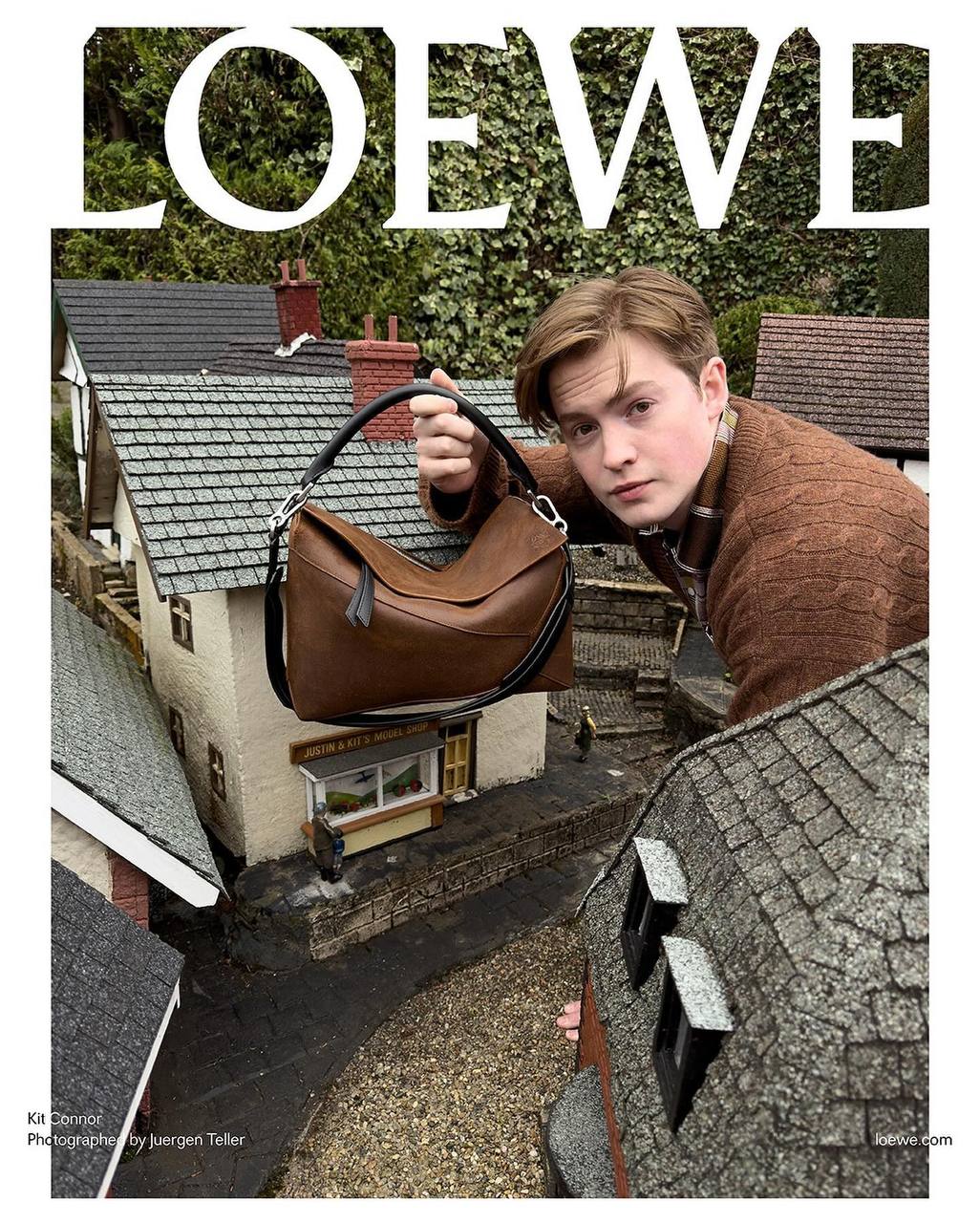 Loewe показал рекламную кампанию новой осенне-зимней коллекции (фото 9)