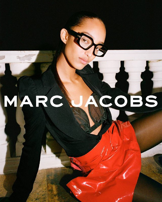 Marc Jacobs выпустил новую коллекцию солнцезащитных очков (фото 1)