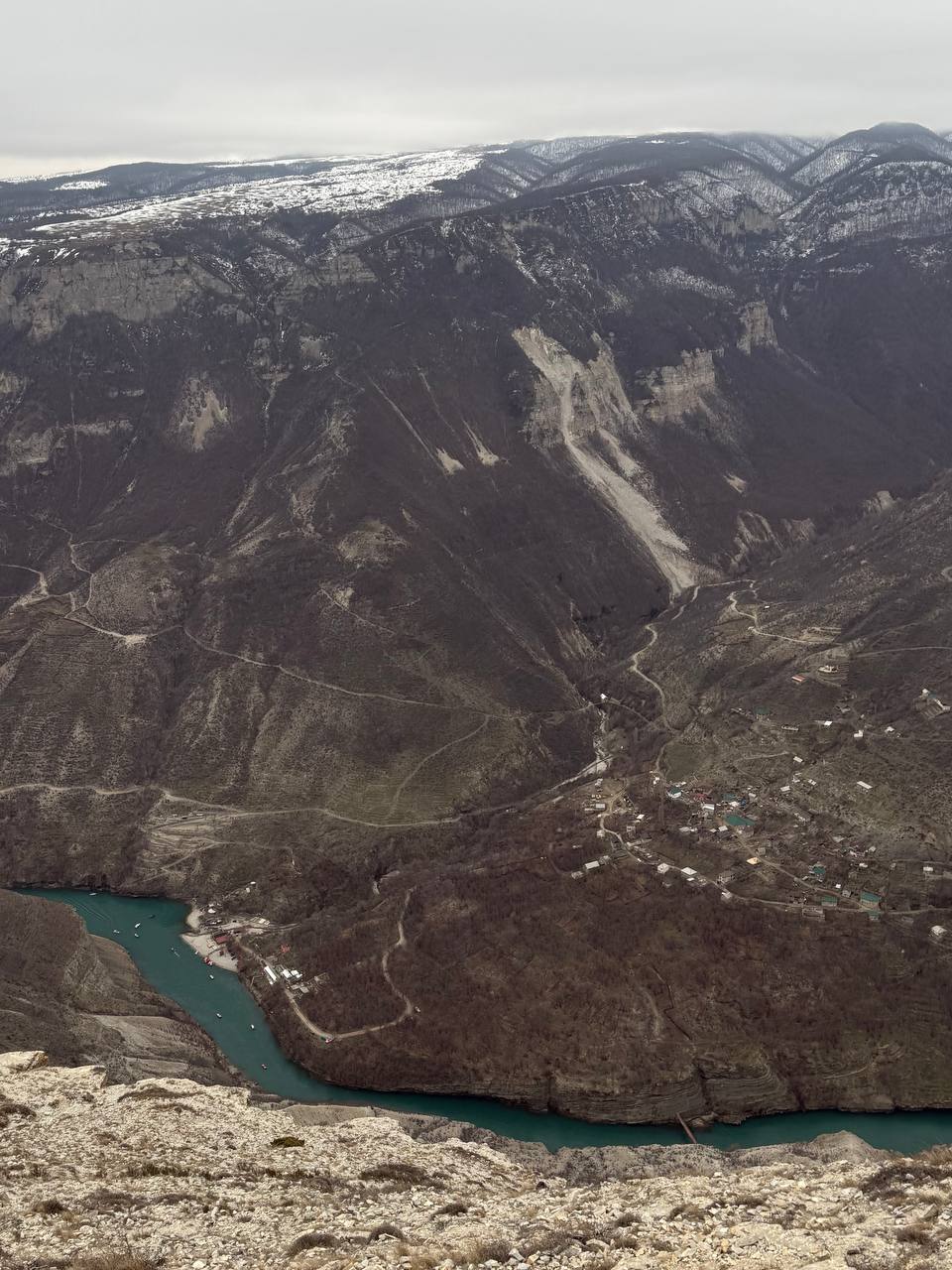 Приора, «Папаха» и Патрики: гид по Дагестану от нативного редактора BURO. (фото 28)