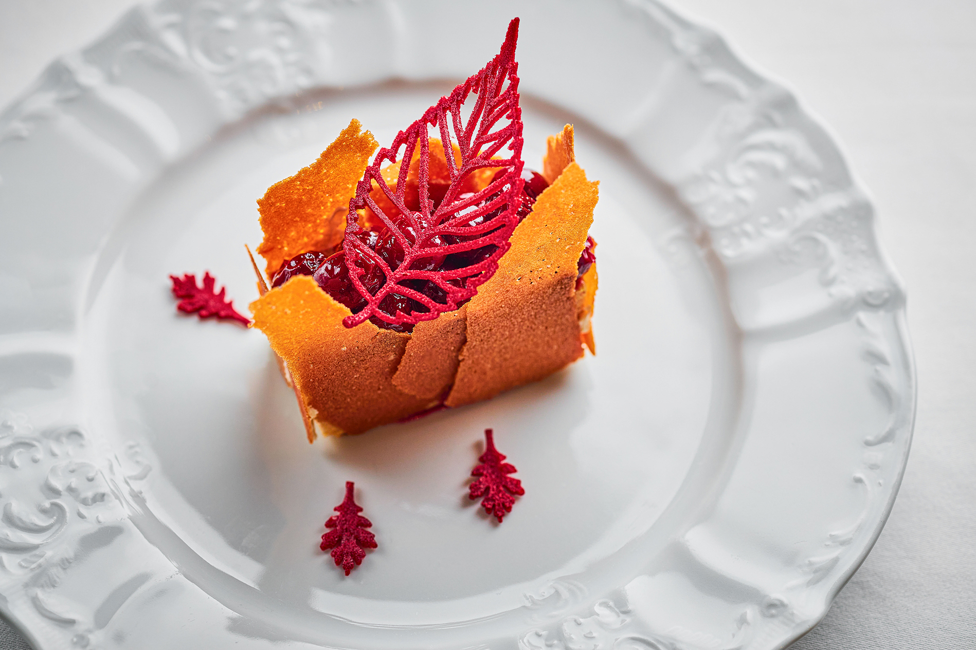 Креп-сюзетт с морошкой и блины с крабом: 15 самых интересных предложений на Масленицу в Москве (фото 2)