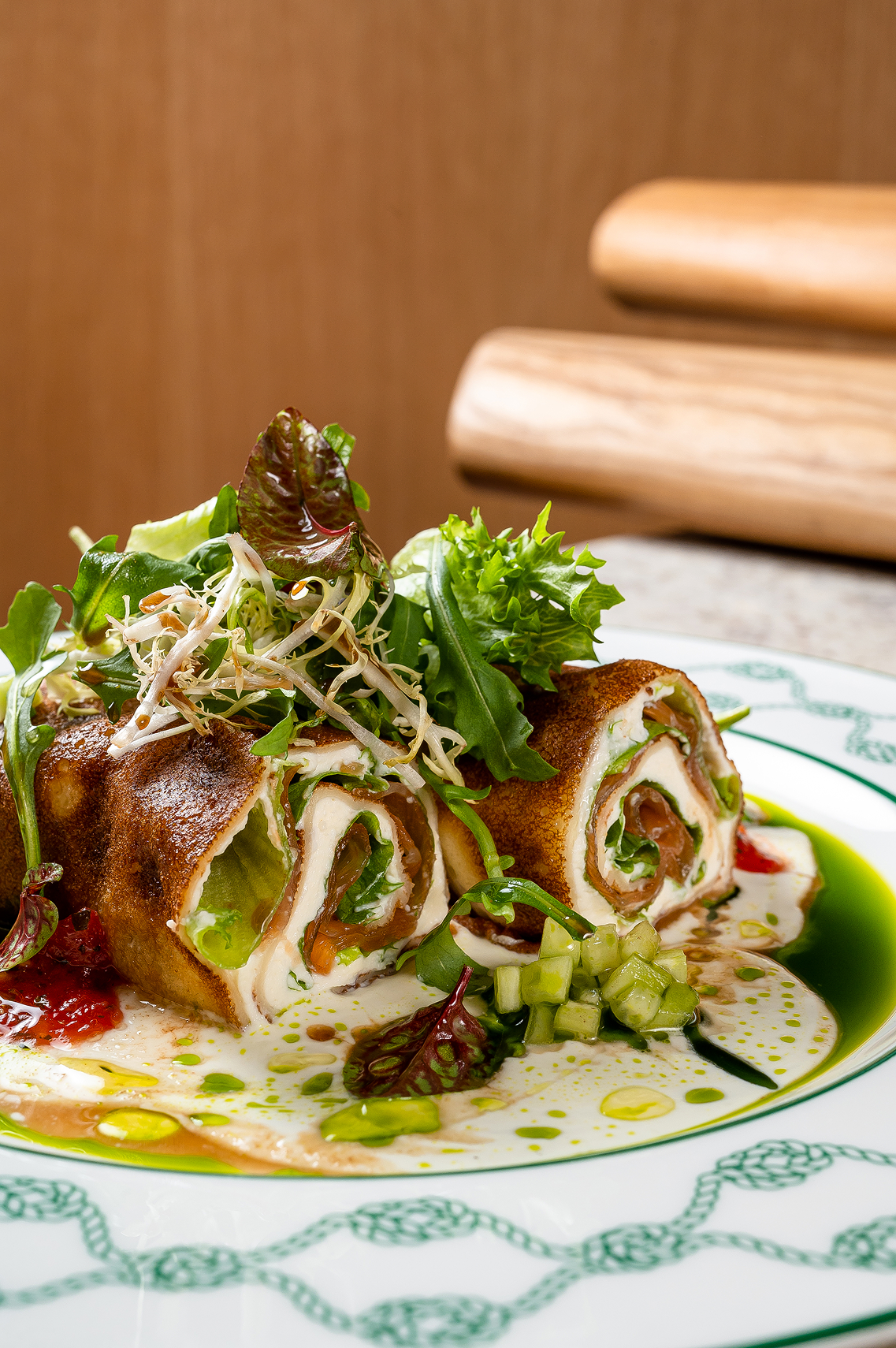 Креп-сюзетт с морошкой и блины с крабом: 15 самых интересных предложений на Масленицу в Москве (фото 10)