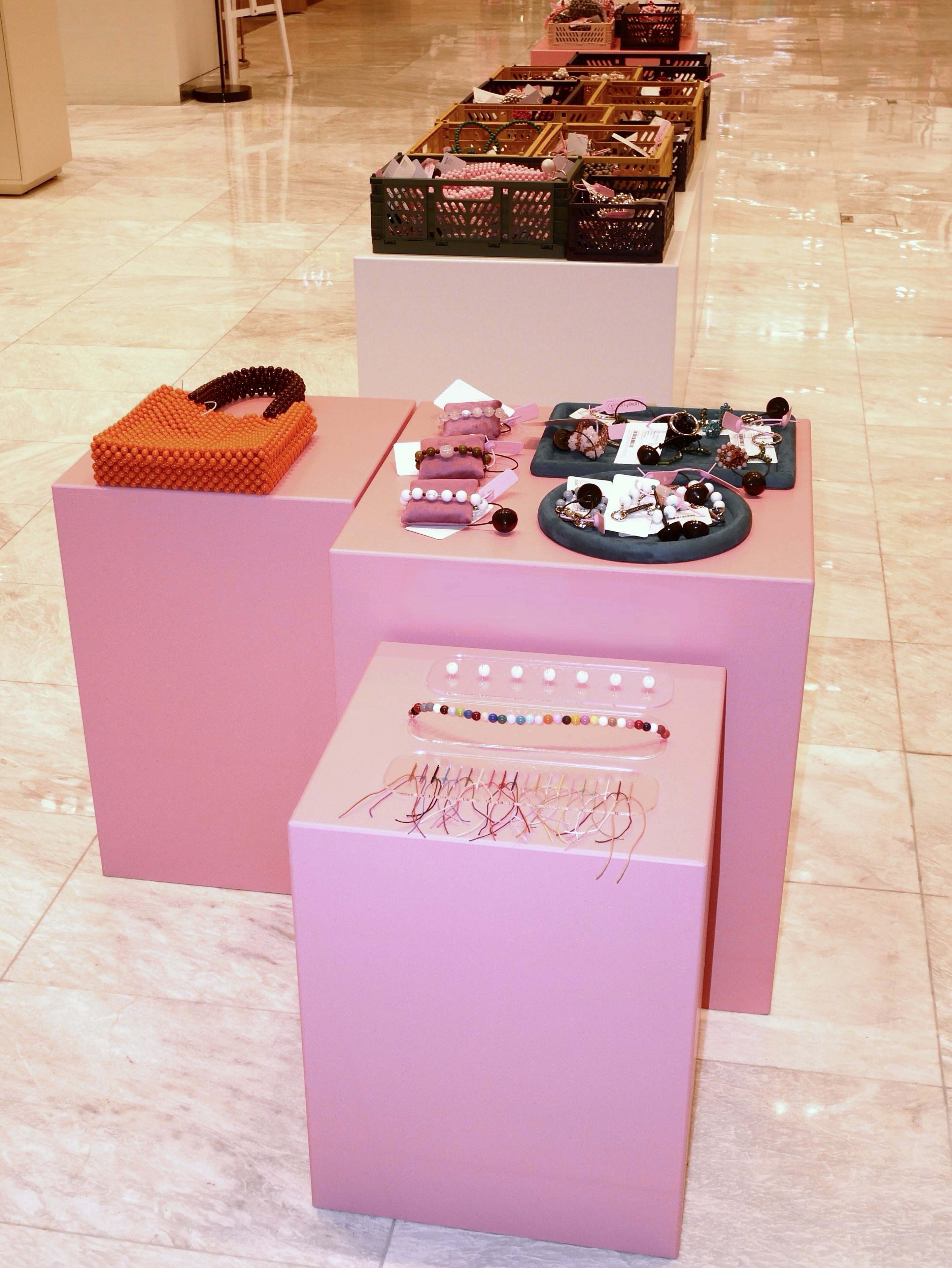 Бренд Krivokoso открыл поп-ап в «Цветном» (фото 5)