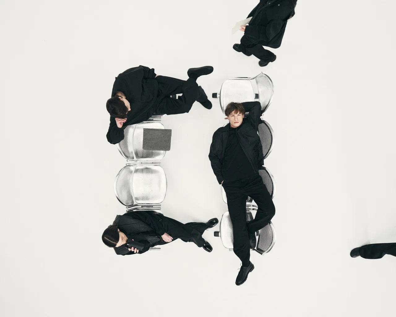 Что классного у российских марок для мужчин этой весной? Гид по сезонным коллекциям (фото 24)