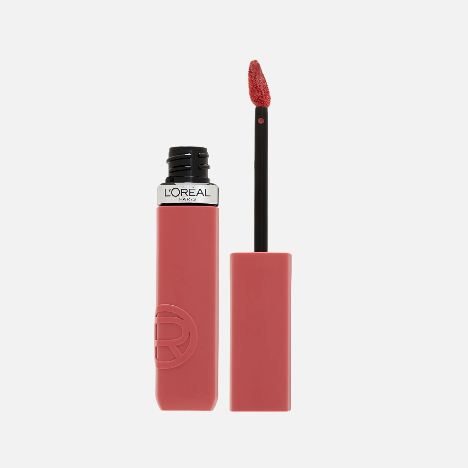 В кофейном, темно-вишневом и цвете спелой клюквы: помады, масла и блески для губ на осень 2025 (фото 1)