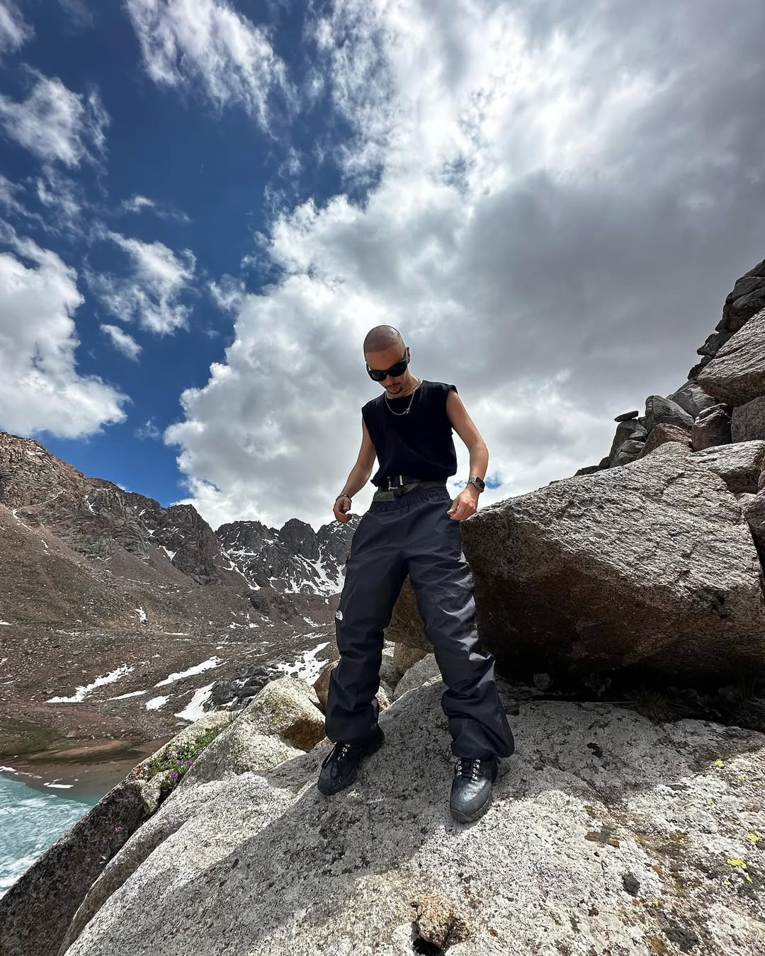 Madk1d, Passmurny и Sabu: за какими российскими артистами будущее современной музыки. Часть 2 (фото 49)