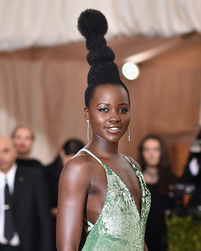 Самые смелые бьюти-образы Met Gala — 2016 (фото 14)