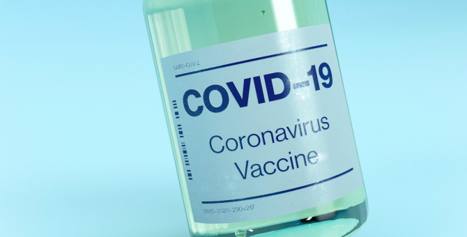 Глава Минздрава назвал все российские вакцины подходящими для ревакцинации