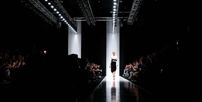 «ВКонтакте» и TikTok проведут трансляции показов Mercedes-Benz Fashion Week Russia