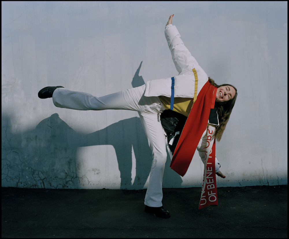 Как носить яркие цвета осенью? Показывают стилисты в съемке BURO. и United Colors of Benetton (фото 16)