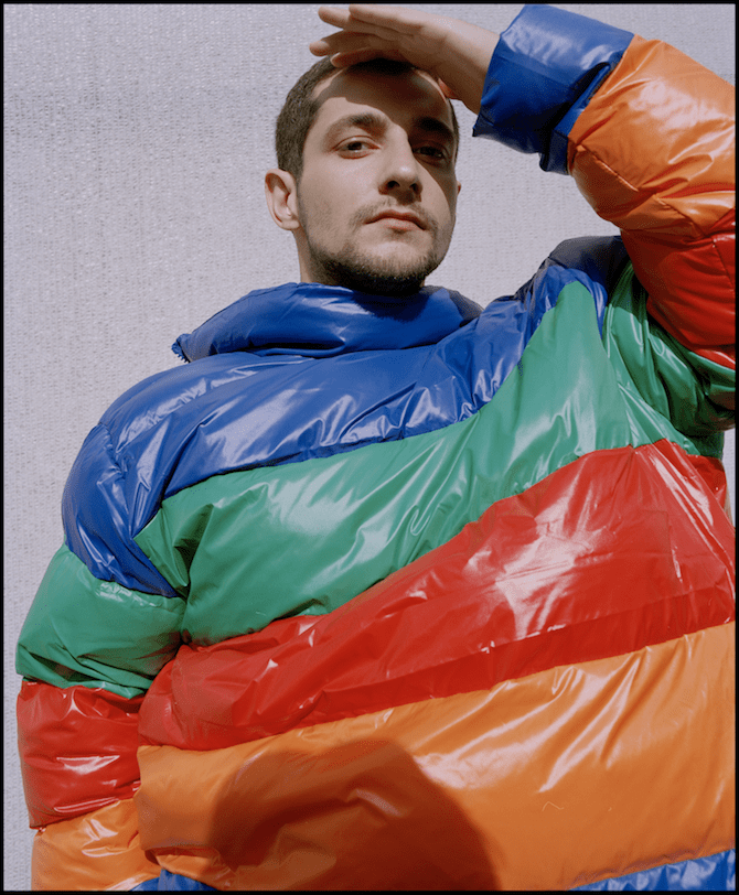 Как носить яркие цвета осенью? Показывают стилисты в съемке BURO. и United Colors of Benetton (фото 10)