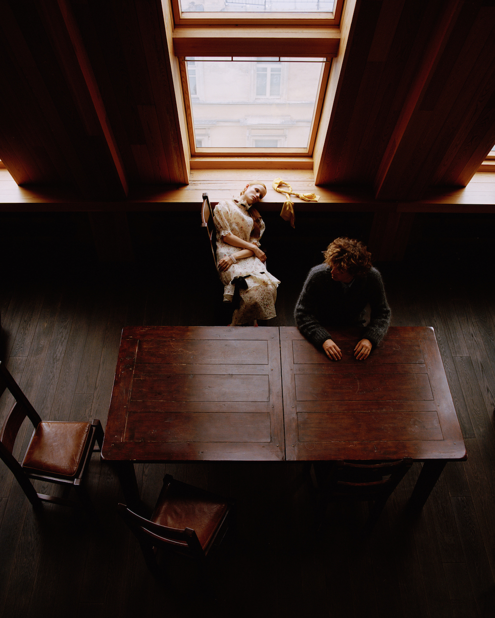 Жизнь и воротник — съемка BURO. Shopping 24/7 по мотивам рассказа Надежды Тэффи (фото 4)