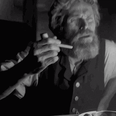 Кромешное животное безумие Роберта Паттинсона и Уиллема Дефо: зачем идти (и почему не идти) на «Маяк» (фото 6)