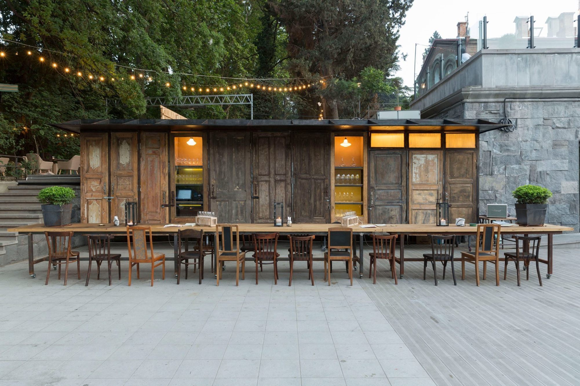 Как начать свое дело в Грузии, часть 1: магазин мороженого, гастрокластер, хостел и арт-галерея (фото 8)