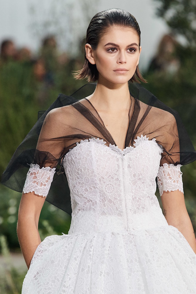 Кутюрный апсайклинг и прощальное шоу Жан-Поля Готье: чем запомнилась Неделя высокой моды весна-лето 2020 (фото 4)