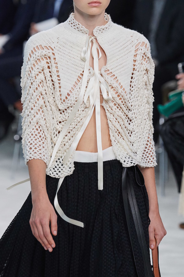 Драпировка и трикотаж в рубчик: 5 сверхактуальных фактур сезона весна-лето 2020 (фото 17)