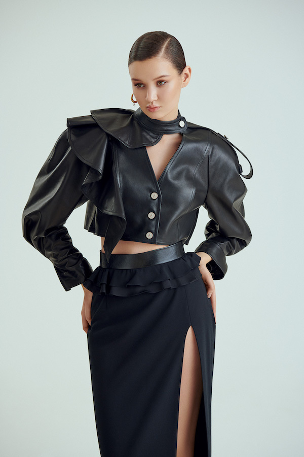 «Тихий Дон» и банданы Тупака: из чего состоит коллекция Ulyana Sergeenko весна-лето 2020 (фото 21)