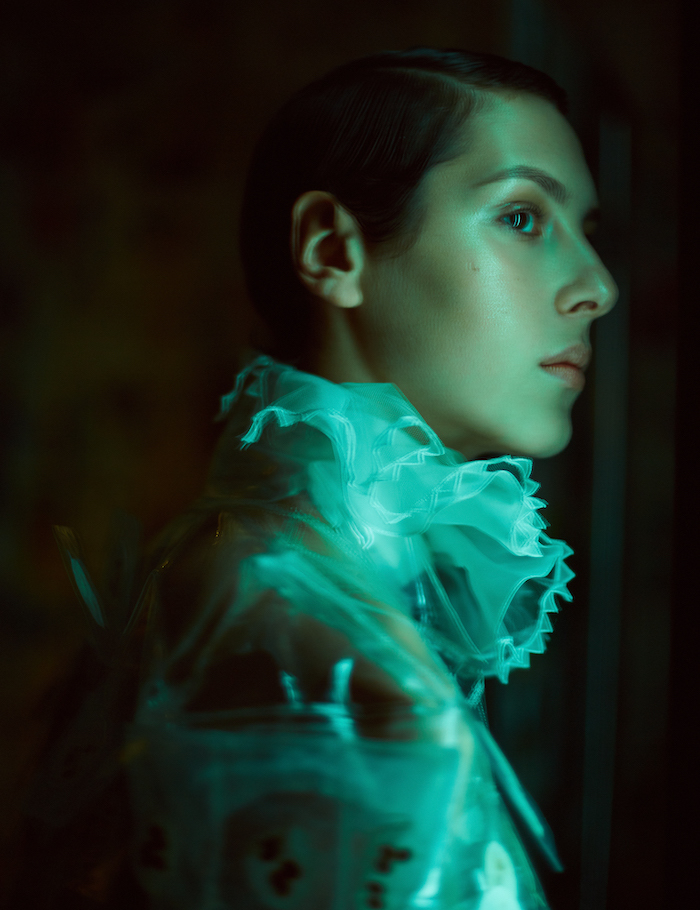 Приехала дива: Ирина Горбачева — о любимых дизайнерах, роли в «Алисе» и карантине (фото 3)