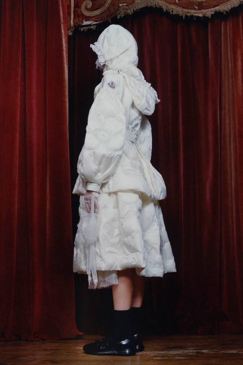 Ковры, одеяла и мебельная обивка. Принты и фактуры сезона осень-зима 2020 настраивают на уют (фото 18)