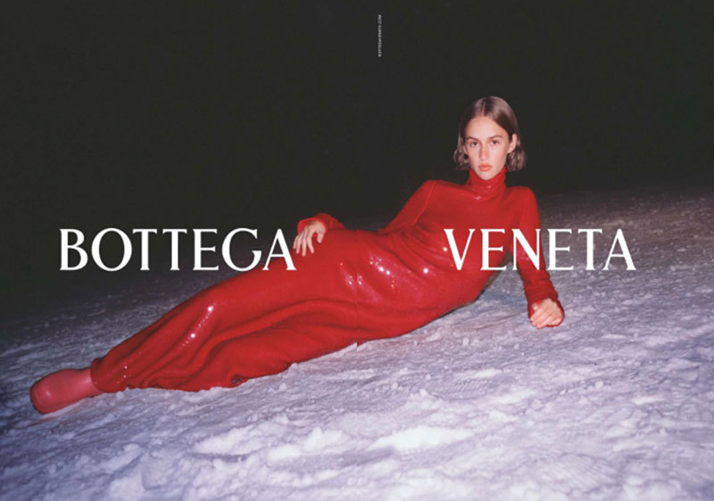 Пригороды и мужчины в платьях: 10 эффектных рекламных кампаний сезона осень-зима 2020 (фото 8)