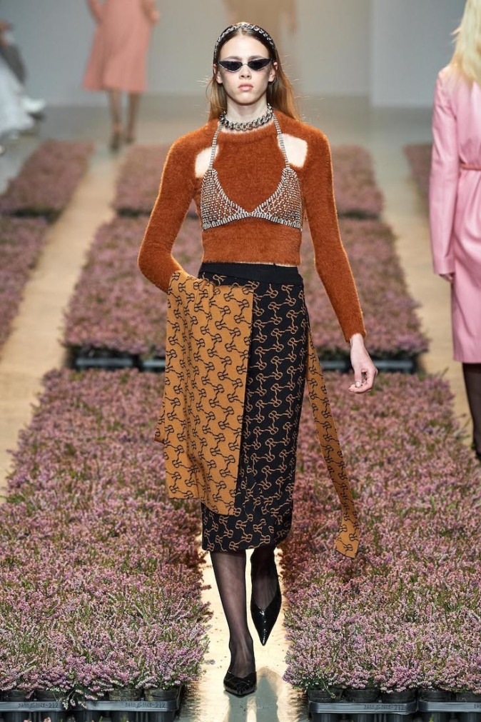 Пальто-рубашка, трикотажное платье и другие мегахиты сезона осень-зима 2020 (фото 11)