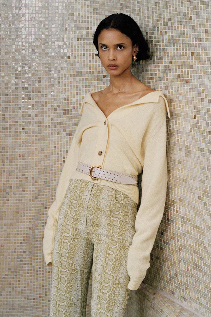 Пальто-рубашка, трикотажное платье и другие мегахиты сезона осень-зима 2020 (фото 17)