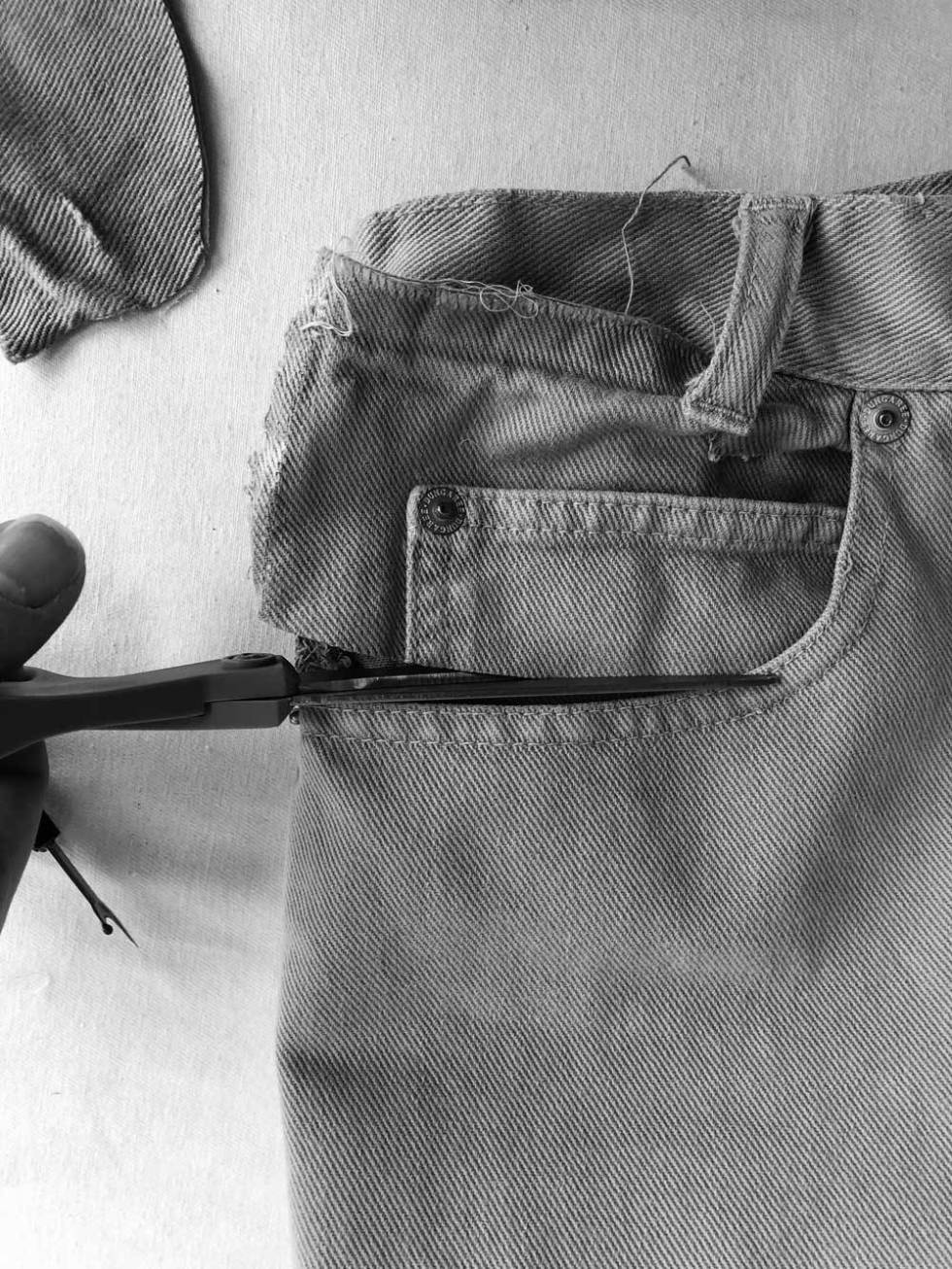 Сделай сам: обновляем джинсы классными вырезами (фото 4)