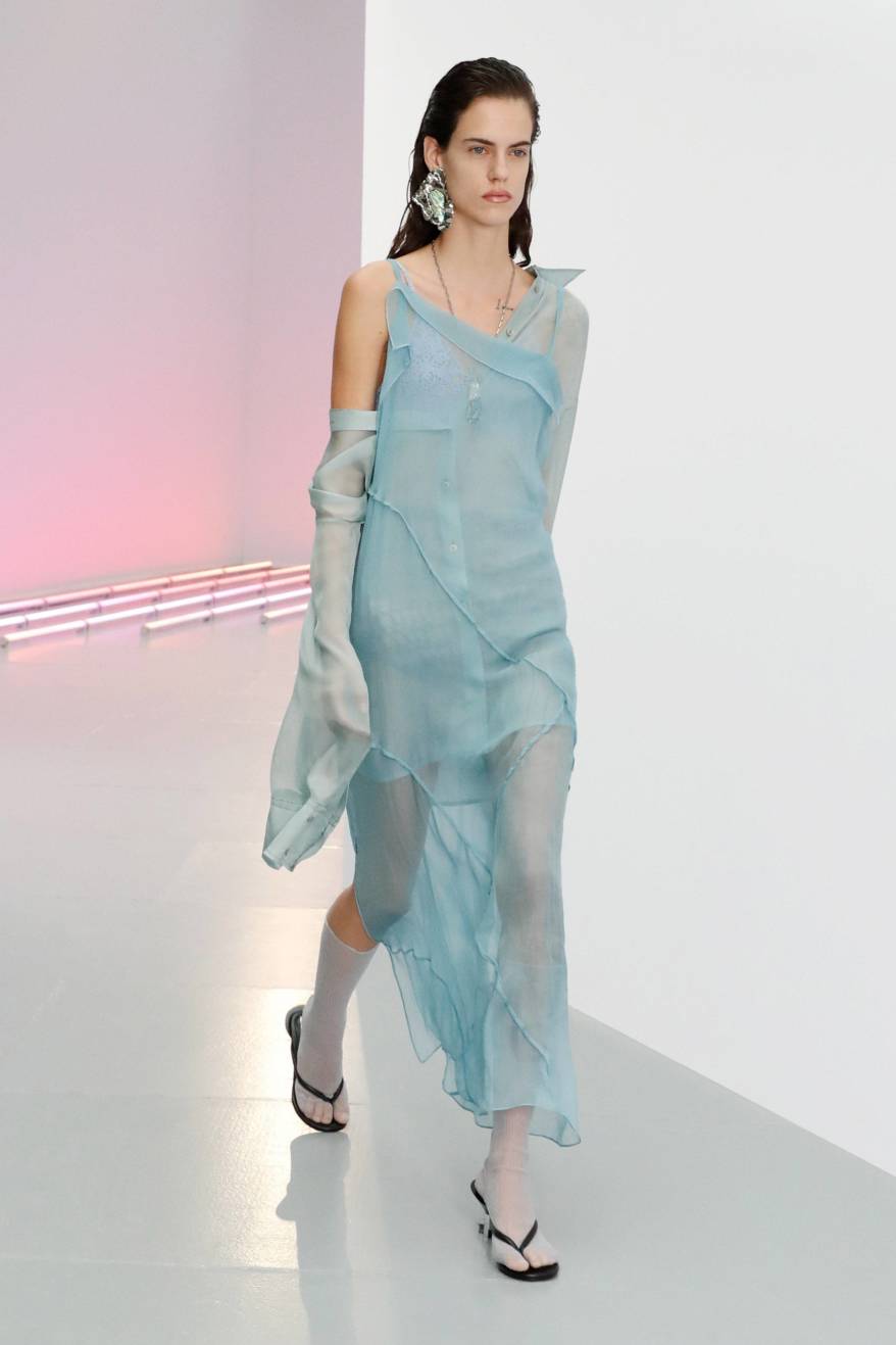 Гид по сезону весна-лето 2021: сверхактуальные материалы и фактуры (фото 17)