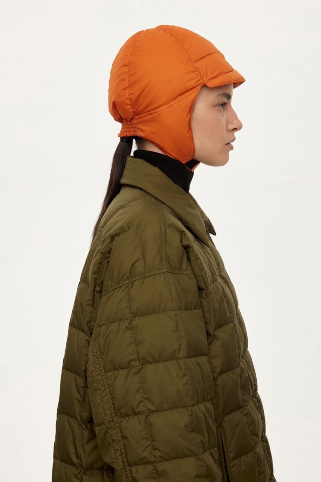 Не балаклава, а чепчик! Что стоит за самым модным головным убором осени (фото 7)