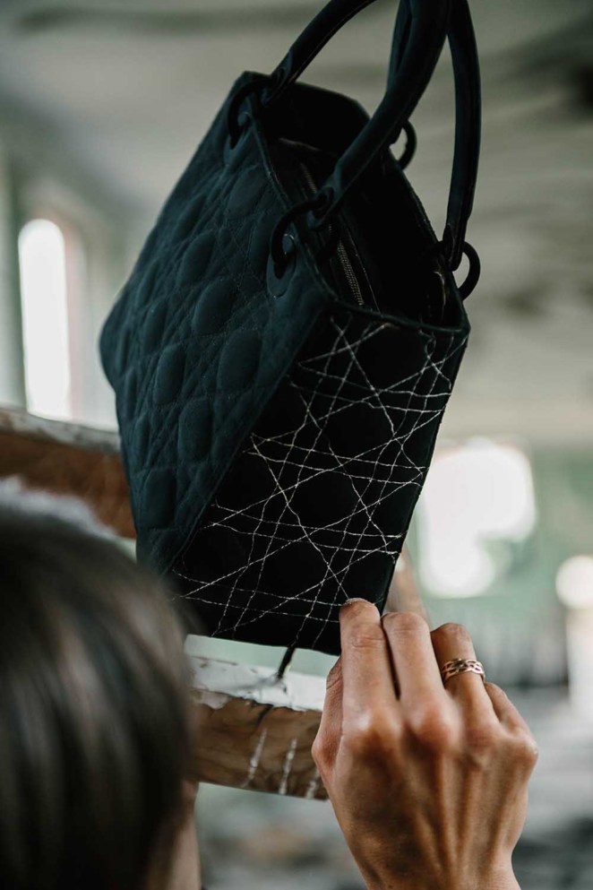 Что нужно знать о выставке «Lady Dior as Seen By» в фонде Ruarts (фото 4)