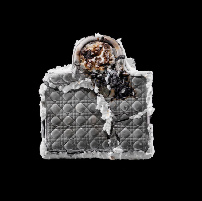 Что нужно знать о выставке «Lady Dior as Seen By» в фонде Ruarts (фото 5)