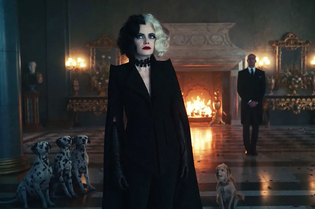 Hell hall. Круэлла (2021) Cruella. Баронесса Круэлла 2021.