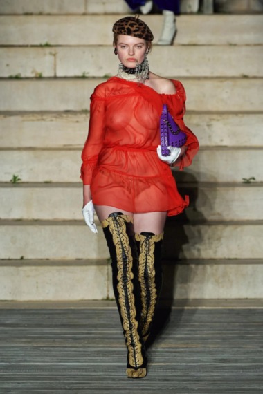 Космогония. Что Алессандро Микеле зашифровал в коллекции Gucci resort 2023 (фото 15)