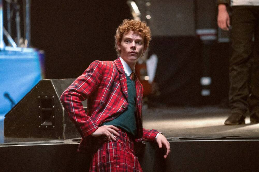 5 красивых премьер лета. Эти сериалы и фильмы стоит посмотреть в том числе ради костюмов (фото 2)