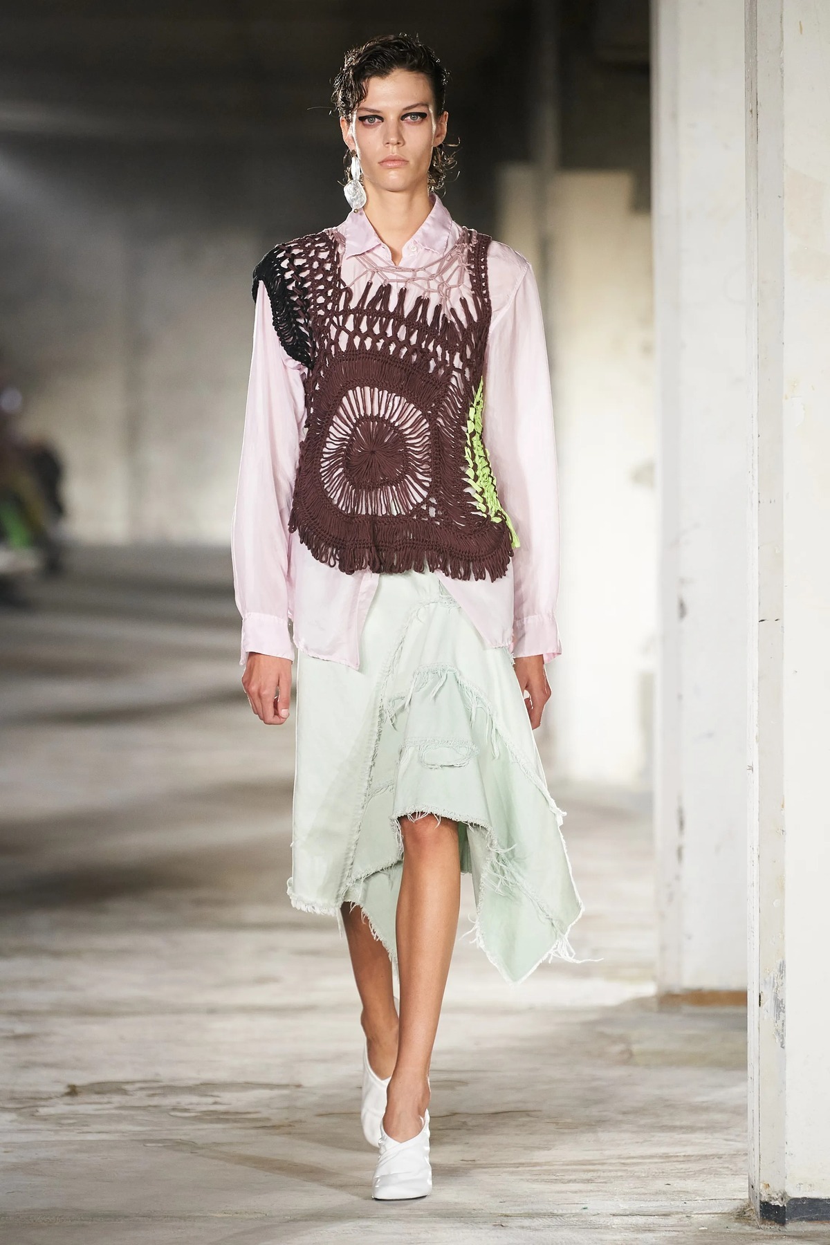 Главные тенденции Недель моды весна-лето 2023 (фото 15)