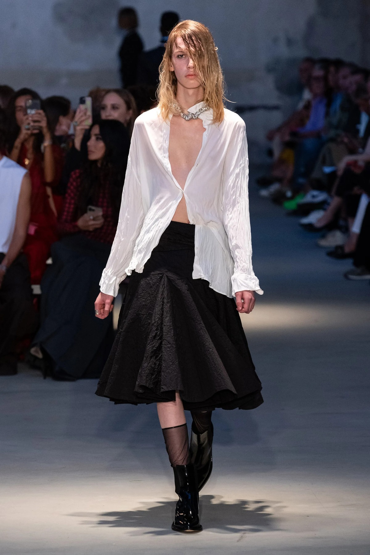 Главные тенденции Недель моды весна-лето 2023 (фото 38)