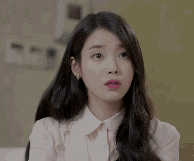 «Корейское сердечко» и клятва на мизинцах: расшифровываем жесты в дорамах (фото 24)