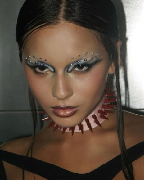 Beauty by: 6 российских визажистов, которые стоят за классными съемками локальных (и не только) брендов (фото 122)