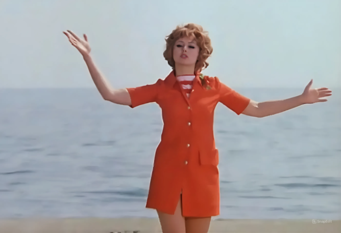 Платье как у Маргариты: вещи из кино появятся в магазинах благодаря проекту «Киношоурум» (фото 53)