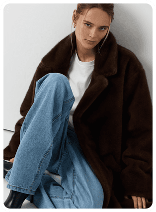 Тепло ли тебе девица? 20 модных шуб — и все от российских брендов (фото 25)