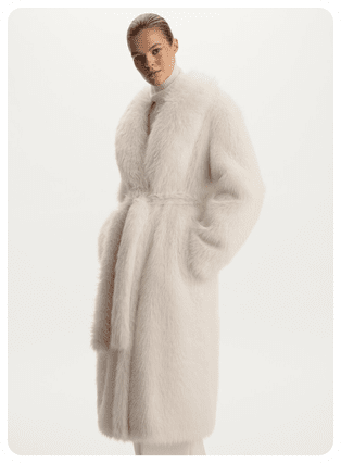 Тепло ли тебе девица? 20 модных шуб — и все от российских брендов (фото 19)