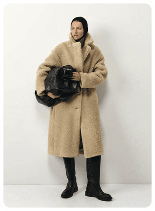 Тепло ли тебе девица? 20 модных шуб — и все от российских брендов (фото 32)