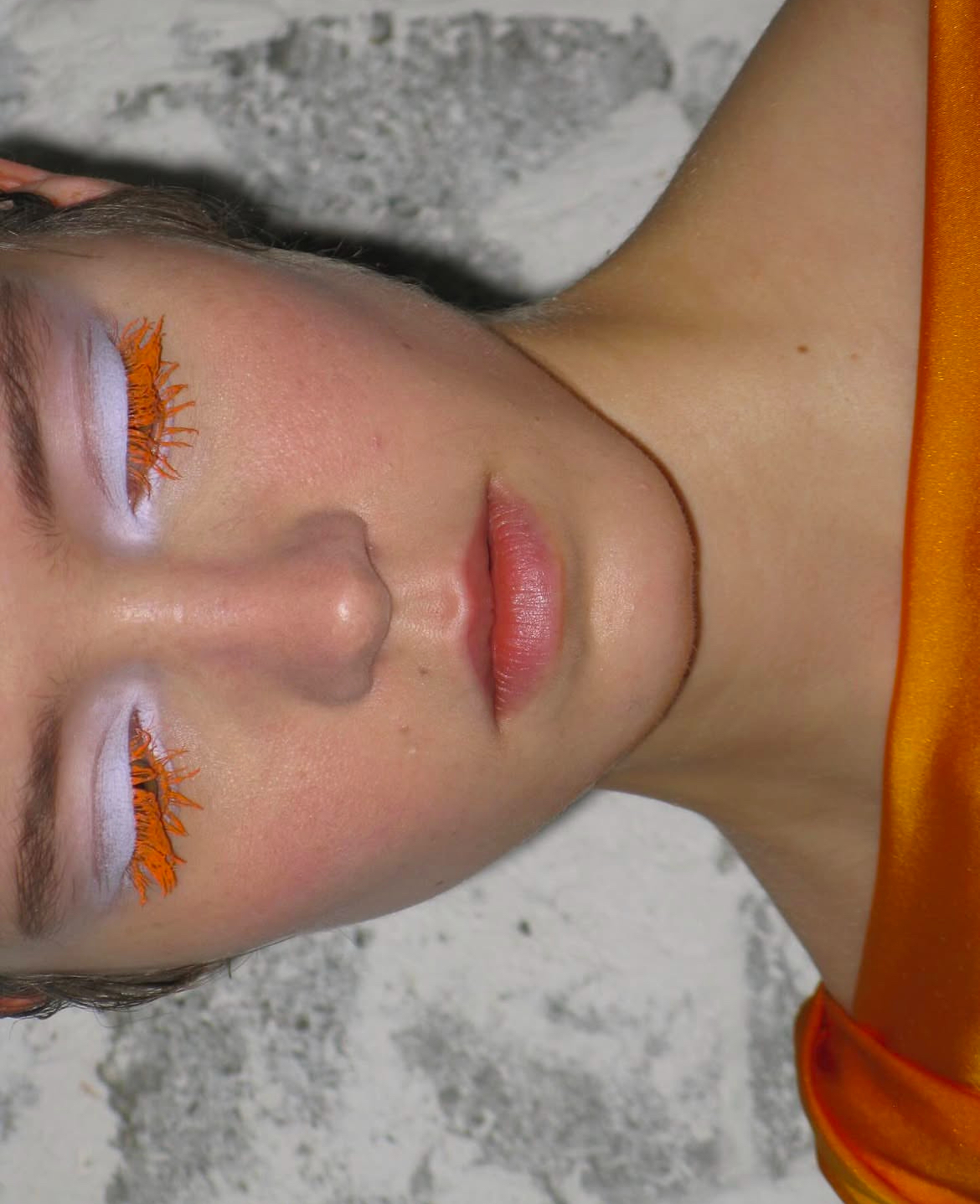 Герои бэкстейджа. Визажисты и стилисты по волосам модных показов, которых нельзя не знать (фото 4)