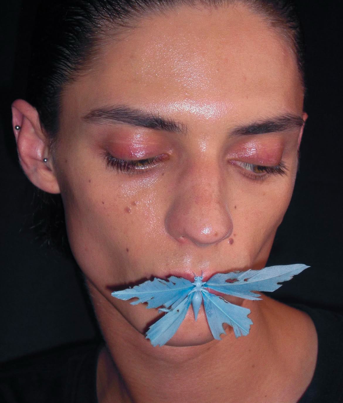 Герои бэкстейджа. Визажисты и стилисты по волосам модных показов, которых нельзя не знать (фото 20)