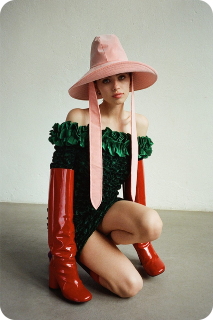 Спелая вишня, Медуза Горгона и принцесса в доспехах: что предсказывает Pinterest на 2025 год (фото 54)