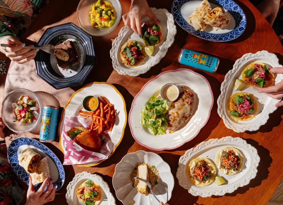 Новые гастрооткрытия Москвы и Санкт-Петербурга (фото 26)