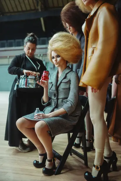 (Дис)пропорции и шоу как высказывание. Что общего у Мартина Маржелы и Марка Джейкобса (фото 13)