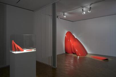 (Дис)пропорции и шоу как высказывание. Что общего у Мартина Маржелы и Марка Джейкобса (фото 21)