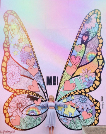 Змеи, браслеты дружбы и бесконечные пасхалки: азбука Тейлор Свифт (фото 46)